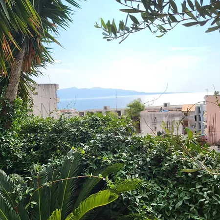 Tresy's Sarande